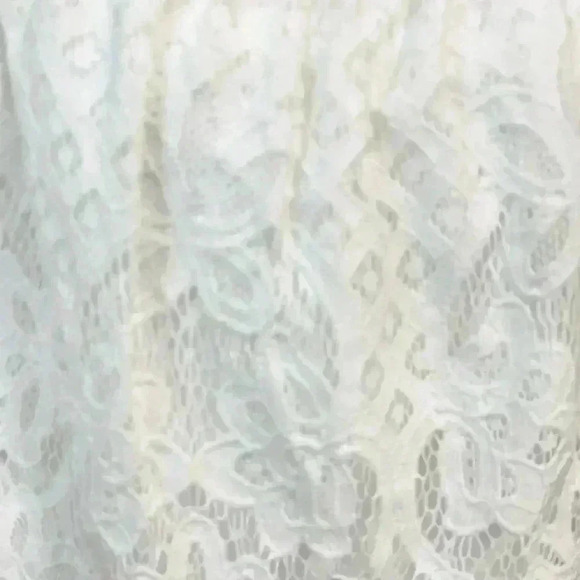 Express Lace off Shoulder Crop Top - Picture 5 of 8